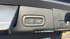 Volvo XC60 2.0 T8 [455] RC PHEV Ultimate Dark 5dr AWD Gtron Estate